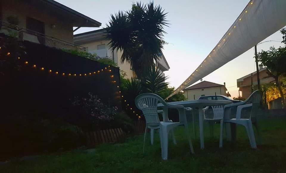 Casa Vacanze Darena Tortoreto Екстериор снимка