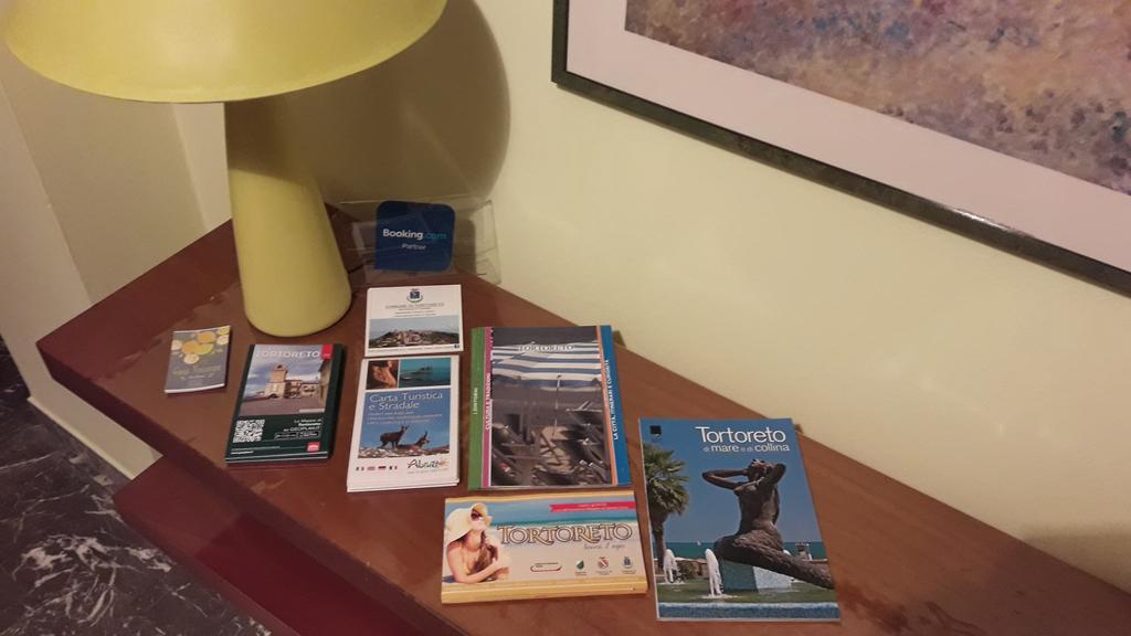 Casa Vacanze Darena Tortoreto Екстериор снимка